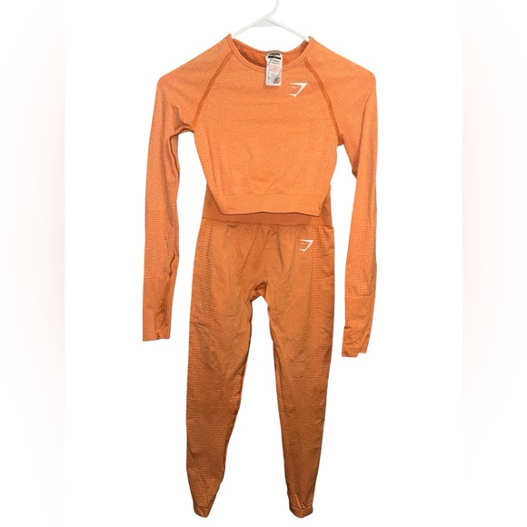 Gymshark Vibrant Orange Athletic Set - Picture 5 of 7